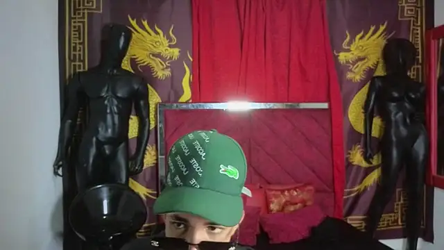 Snapshot of Scoundrel_Room chatting on November 9, 2025, 7:23 am Scoundrel Room online show from November 9, 2025, 7:23 am