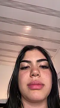 VioletEvanzz online show from November 13, 2025, 12:47 am