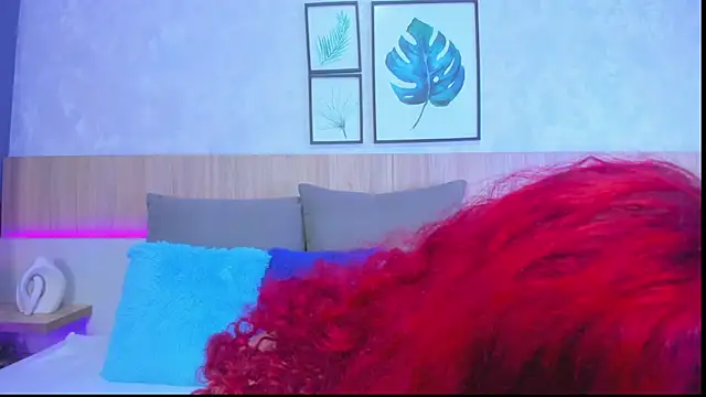 Alanna-Hank online show from November 6, 2025, 1:31 am