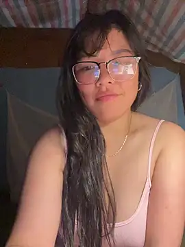 heodat-sexx online show from May 8, 2026, 3:54 am