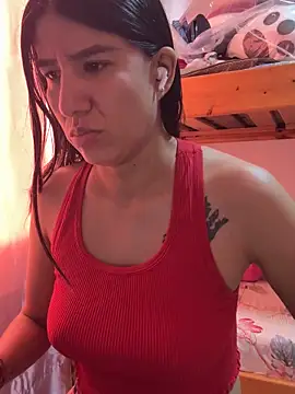 Snapshot of scarlethsb33 chatting on November 12, 2025, 12:42 pm scarlethsb33 online show from November 12, 2025, 12:42 pm