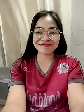 Bamboo-niee123 online show from May 2, 2026, 1:55 am