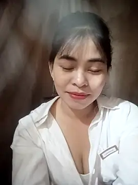 Bamboo-niee123 online show from November 19, 2025, 2:28 pm