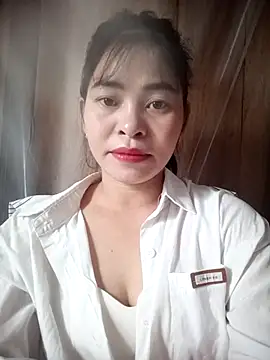 Bamboo-niee123 online show from November 15, 2025, 1:31 am