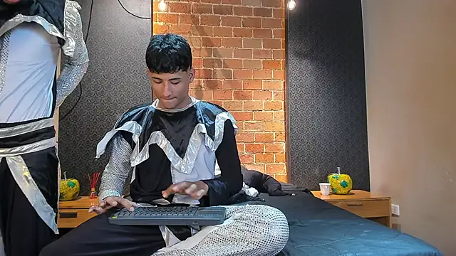 Snapshot of Jack_and_Joes chatting on November 2, 2025, 3:33 am Jack and Joes online show from November 2, 2025, 3:33 am