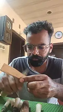 Snapshot of nithinrr chatting on November 28, 2025, 3:50 am nithinrr online show from November 28, 2025, 3:50 am