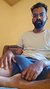 Snapshot of nithinrr chatting on November 12, 2025, 3:32 am nithinrr online show from November 12, 2025, 3:32 am