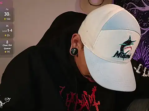 Snapshot of mateos6_6 chatting on November 4, 2025, 9:18 pm mateos6 6 online show from November 4, 2025, 9:18 pm