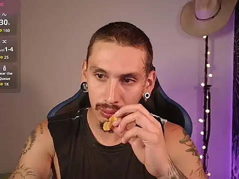 Snapshot of mateos6_6 chatting on November 2, 2025, 1:32 am mateos6 6 online show from November 2, 2025, 1:32 am