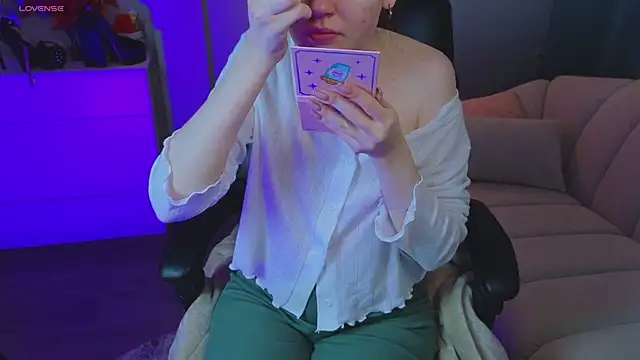 R I N A online show from February 5, 2026, 1:12 am