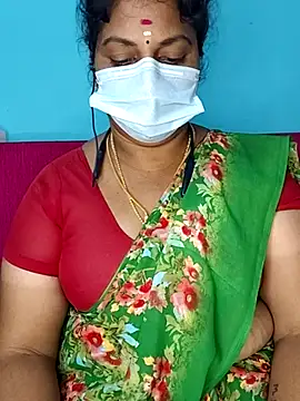 deepikasree143 online show from November 1, 2025, 5:40 pm