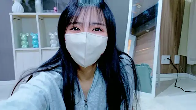 Mimi-Dreammood online show from December 4, 2025, 9:36 pm