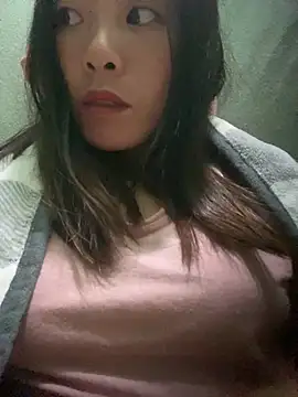 Snapshot of Elysia-007 chatting on November 24, 2025, 1:00 pm Elysia-007 online show from November 24, 2025, 1:00 pm