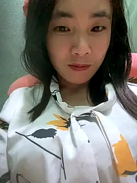 Snapshot of Elysia-007 chatting on November 5, 2025, 4:59 am Elysia-007 online show from November 5, 2025, 4:59 am