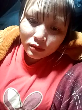 yoyo-mi online show from November 2, 2025, 1:05 pm