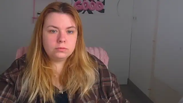 SusannaNight online show from May 3, 2026, 5:12 am