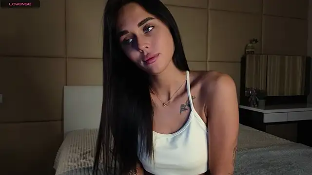 MagdalenWikle online show from December 3, 2025, 3:29 am