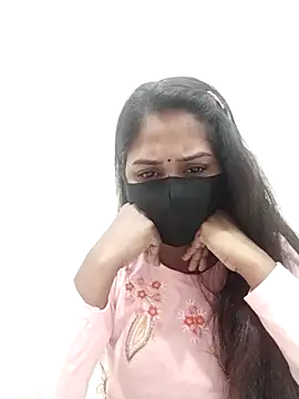 Snapshot of Green_LaDY66 chatting on November 25, 2025, 12:22 am Green LaDY66 online show from November 25, 2025, 12:22 am