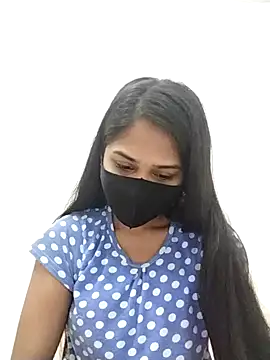 Snapshot of Green_LaDY66 chatting on November 17, 2025, 6:34 pm Green LaDY66 online show from November 17, 2025, 6:34 pm