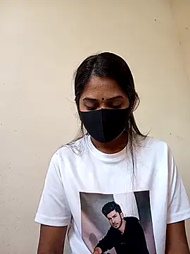 Snapshot of Green_LaDY66 chatting on November 3, 2025, 3:45 am Green LaDY66 online show from November 3, 2025, 3:45 am