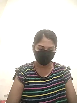 Snapshot of Green_LaDY66 chatting on November 5, 2025, 7:17 pm Green LaDY66 online show from November 5, 2025, 7:17 pm