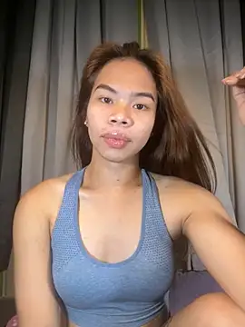 kierra fox online show from November 7, 2025, 5:45 am