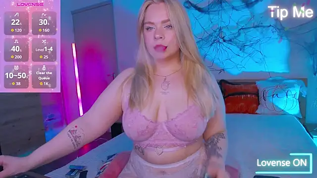 Snapshot of LisaCandy1 chatting on November 12, 2025, 1:59 pm LisaCandy1 online show from November 12, 2025, 1:59 pm