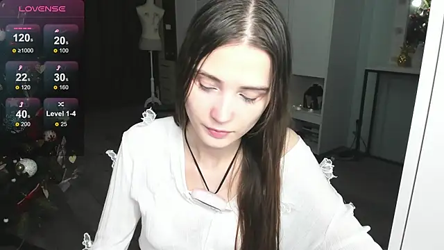 Hana Flo  online show from January 5, 2026, 5:27 pm