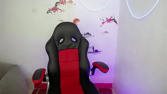 Snapshot of The_latin_boy chatting on November 14, 2025, 8:34 pm The latin boy online show from November 14, 2025, 8:34 pm