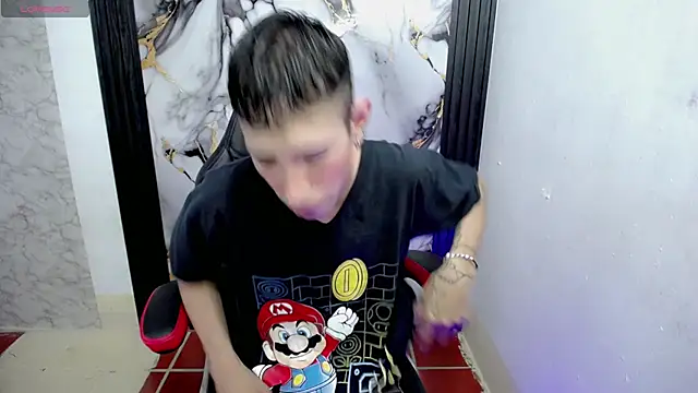 Snapshot of The_latin_boy chatting on December 4, 2025, 6:29 pm The latin boy online show from December 4, 2025, 6:29 pm