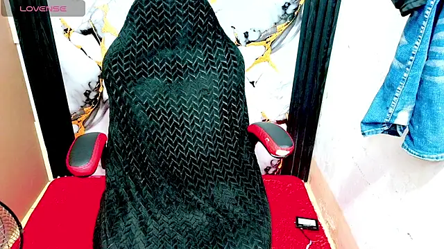 The latin boy online show from February 3, 2026, 2:53 am