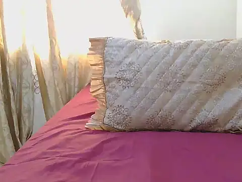 Snapshot of sexy-Halo chatting on November 3, 2025, 3:26 pm sexy-Halo online show from November 3, 2025, 3:26 pm