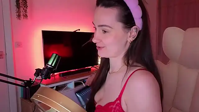 Snapshot of SpicyLunaaa chatting on March 13, 2026, 2:22 pm SpicyLunaaa online show from March 13, 2026, 2:22 pm