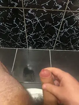 Snapshot of bfbfbfrr chatting on November 1, 2025, 6:51 am bfbfbfrr online show from November 1, 2025, 6:51 am