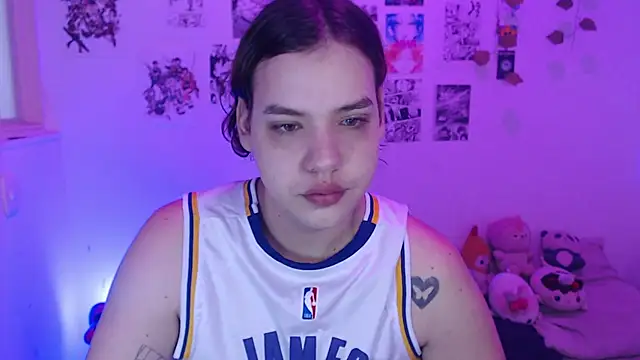 reiko doll online show from November 24, 2025, 3:56 pm