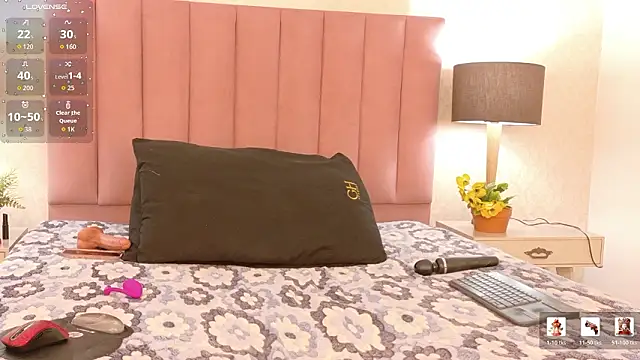 Alanagh  online show from March 19, 2026, 7:36 pm