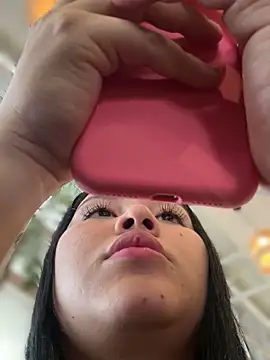 Snapshot of Vickybon chatting on November 9, 2025, 8:13 pm Vickybon online show from November 9, 2025, 8:13 pm