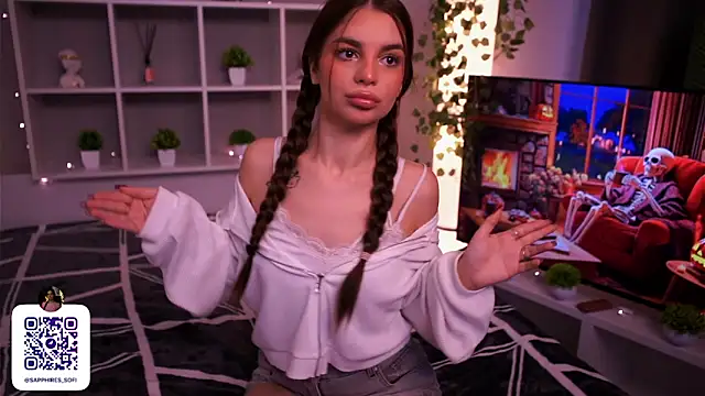 LauraHansil online show from November 14, 2025, 7:12 am