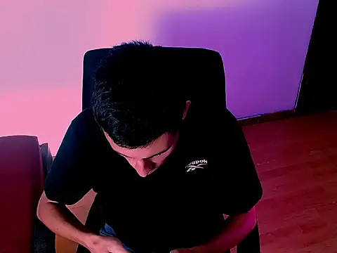 Snapshot of noah_jack01 chatting on November 3, 2025, 8:56 pm noah jack01 online show from November 3, 2025, 8:56 pm