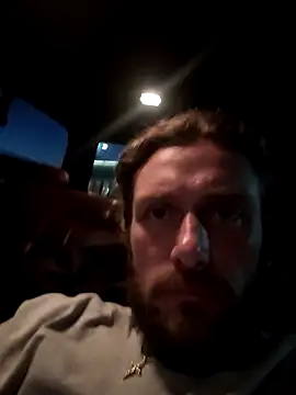 pleasser85 online show from November 5, 2025, 11:19 pm