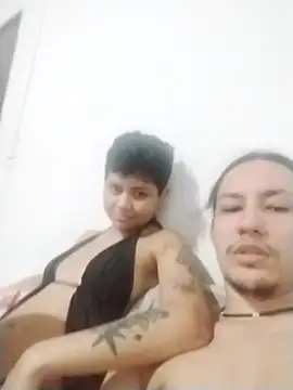 Iasmimbuttercup online show from November 8, 2025, 2:15 am