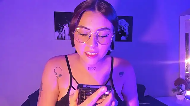 Snapshot of sexynova_93 chatting on February 27, 2026, 7:35 pm sexynova 93 online show from February 27, 2026, 7:35 pm