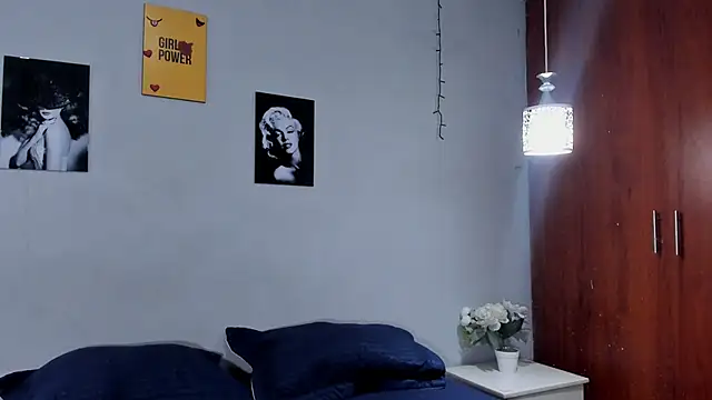 Snapshot of sexynova_93 chatting on February 18, 2026, 7:32 pm sexynova 93 online show from February 18, 2026, 7:32 pm