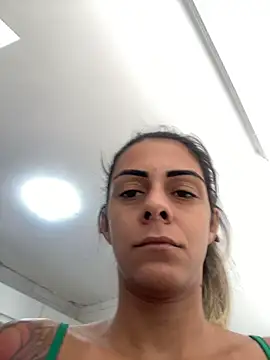 Snapshot of sabrinaneves chatting on April 22, 2026, 2:13 pm sabrinaneves online show from April 22, 2026, 2:13 pm