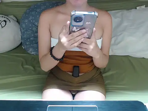 Snapshot of Wet_oliviaxxx chatting on November 27, 2025, 12:16 pm Wet oliviaxxx online show from November 27, 2025, 12:16 pm