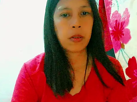 Snapshot of nhicole4u chatting on November 5, 2025, 12:08 pm nhicole4u online show from November 5, 2025, 12:08 pm