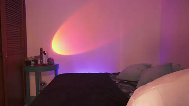 estmonnn online show from February 15, 2026, 3:18 am