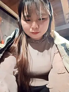 Snapshot of matbiec- chatting on November 28, 2025, 1:33 pm matbiec- online show from November 28, 2025, 1:33 pm