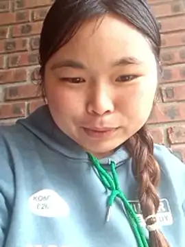 Snapshot of matbiec- chatting on November 12, 2025, 6:28 am matbiec- online show from November 12, 2025, 6:28 am