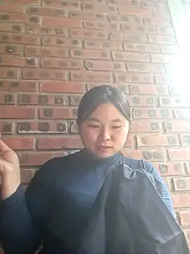 Snapshot of matbiec- chatting on November 10, 2025, 6:51 am matbiec- online show from November 10, 2025, 6:51 am